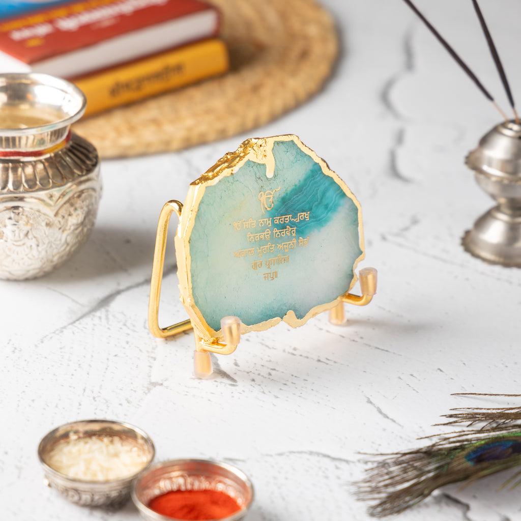 Ik Onkar Mantra Green Agate Metal Showpeice