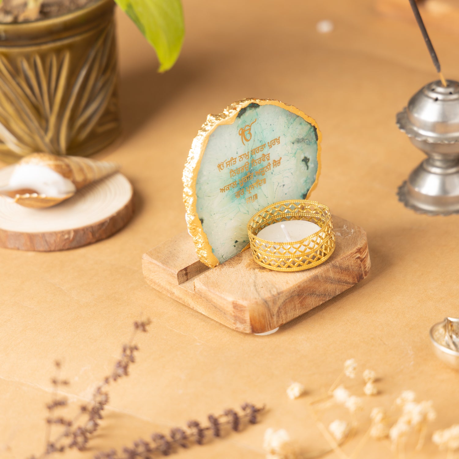 Ik Onkar Mantra Green Agate Tealight Wooden