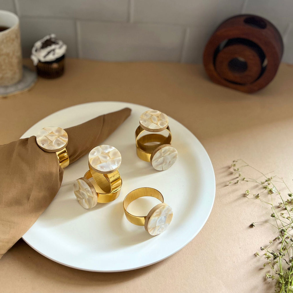 Diamond Shape Mother of Pearl Napkin Rings set