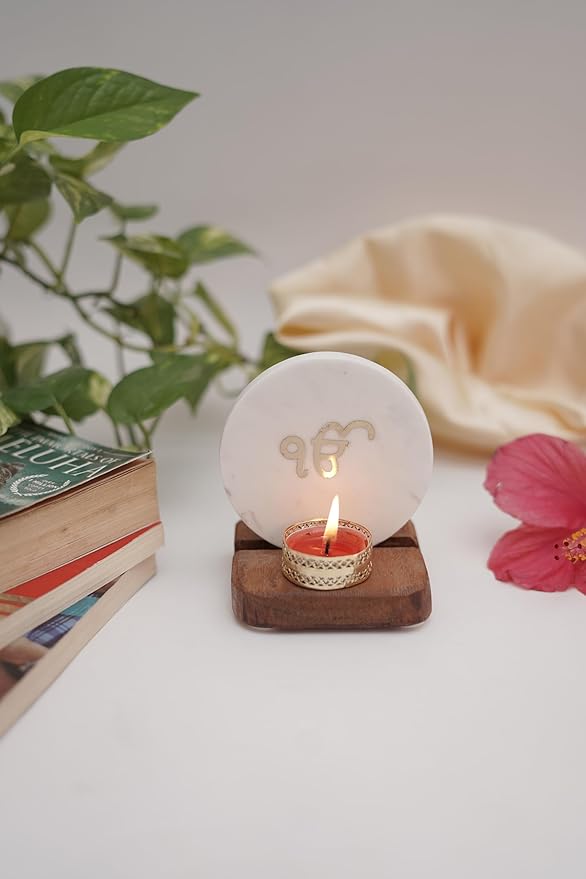 Tea Light Holder Marble with Wood with figurine