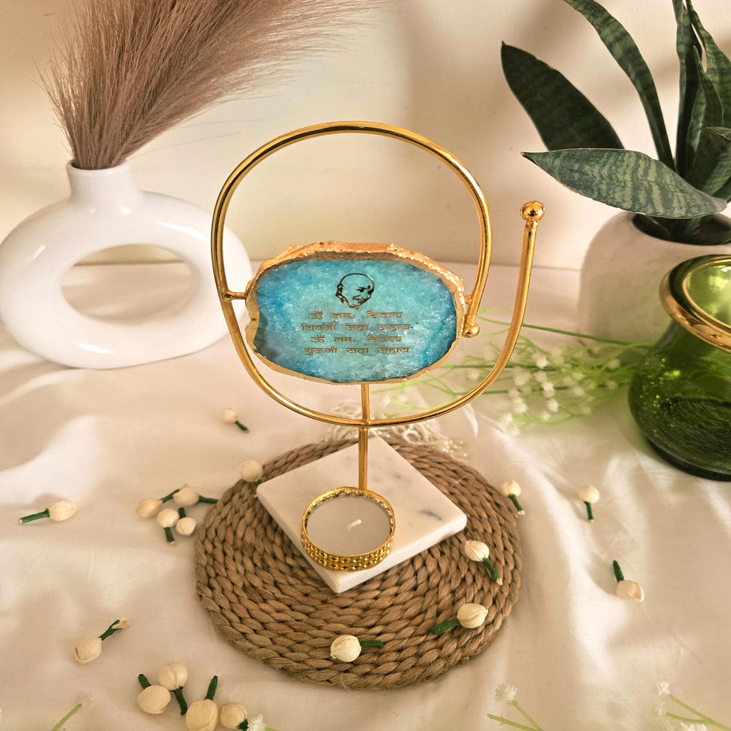 Agate Guruji Mantra Oval Shape Metal Showpiece- Turquoise