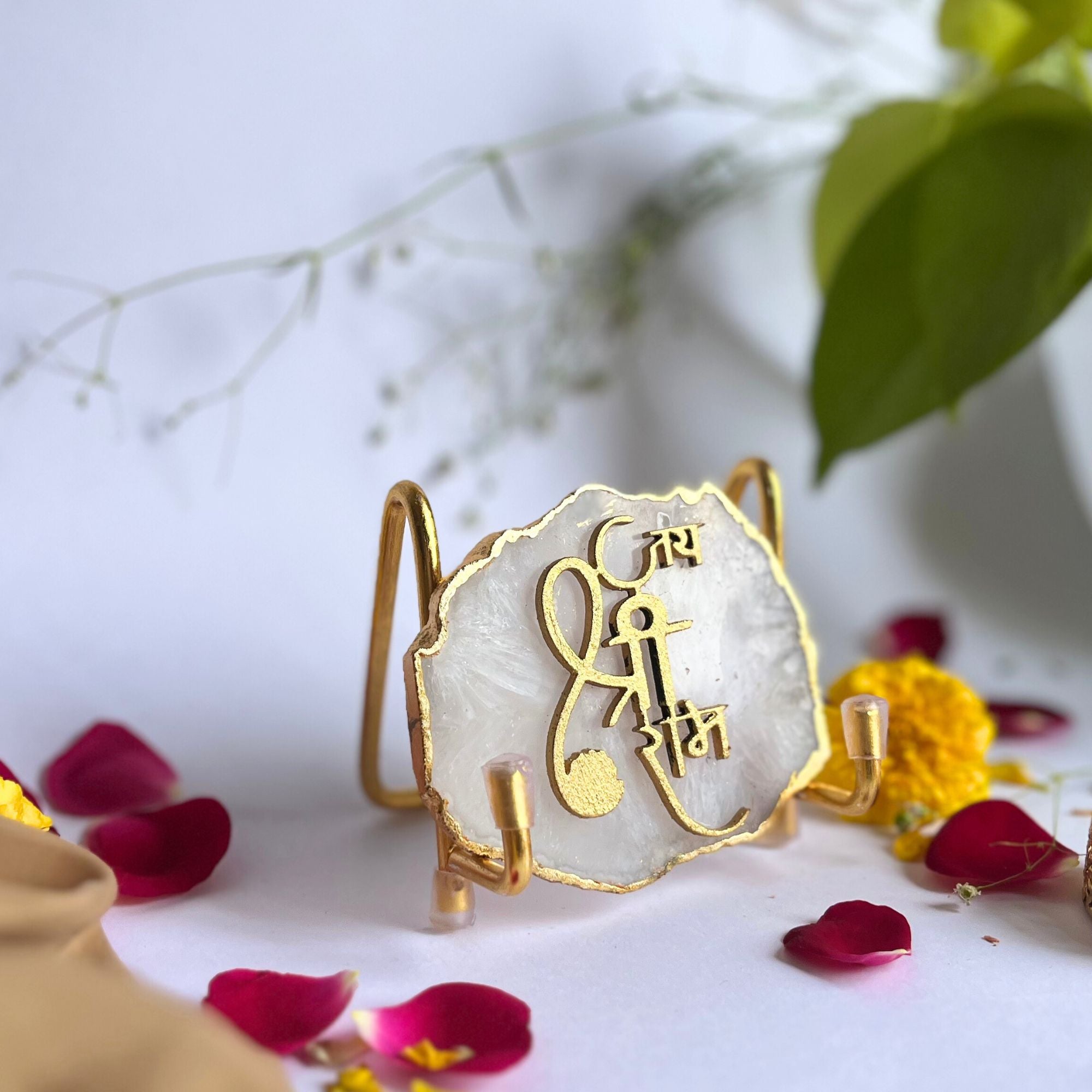 Jai Shree Ram Agate Metal Stand Relegious Showpeice-White