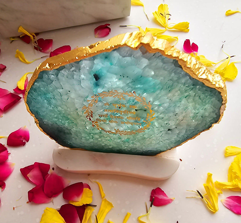 Gayatri Mantra Agate with Marble Base Back Side Tealight-Green