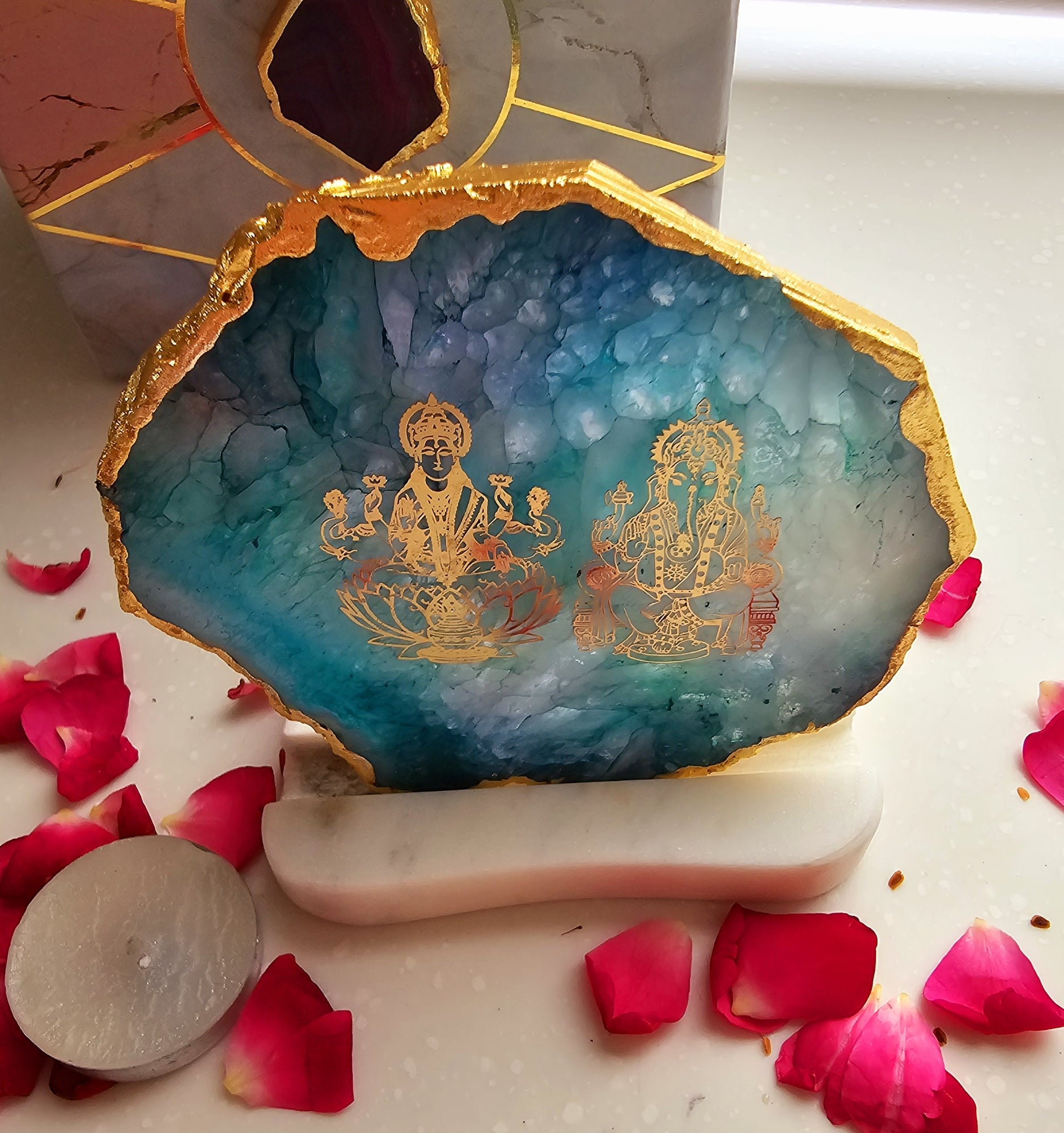 Laxmi Ganesha Agate with Marble Base Back Side Tealight-Green