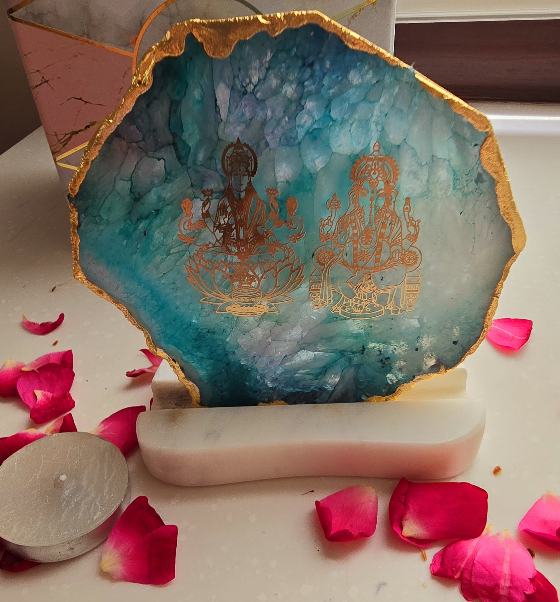 Laxmi Ganesha Agate with Marble Base Back Side Tealight-Green