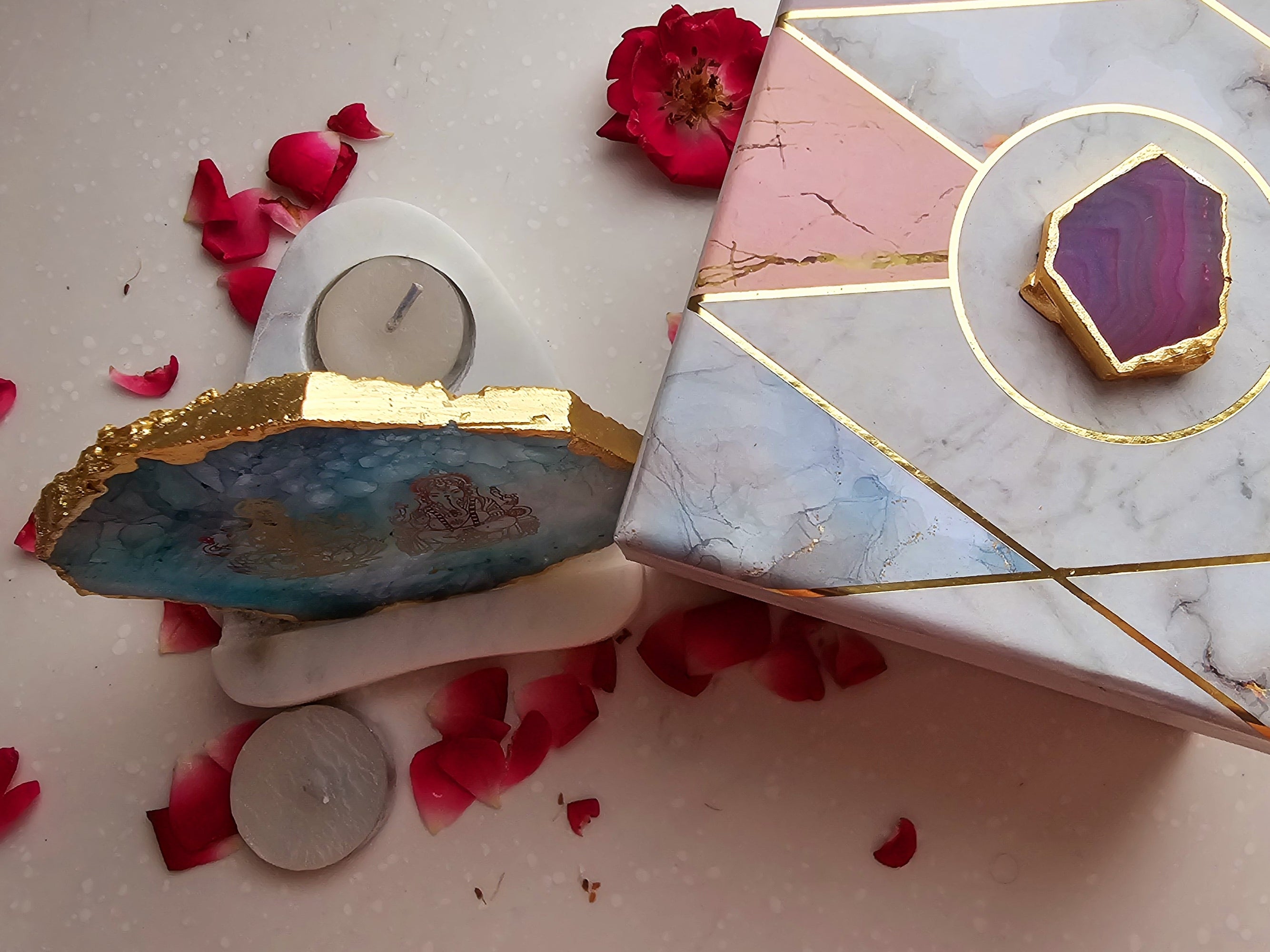 Laxmi Ganesha Agate with Marble Base Back Side Tealight-Green