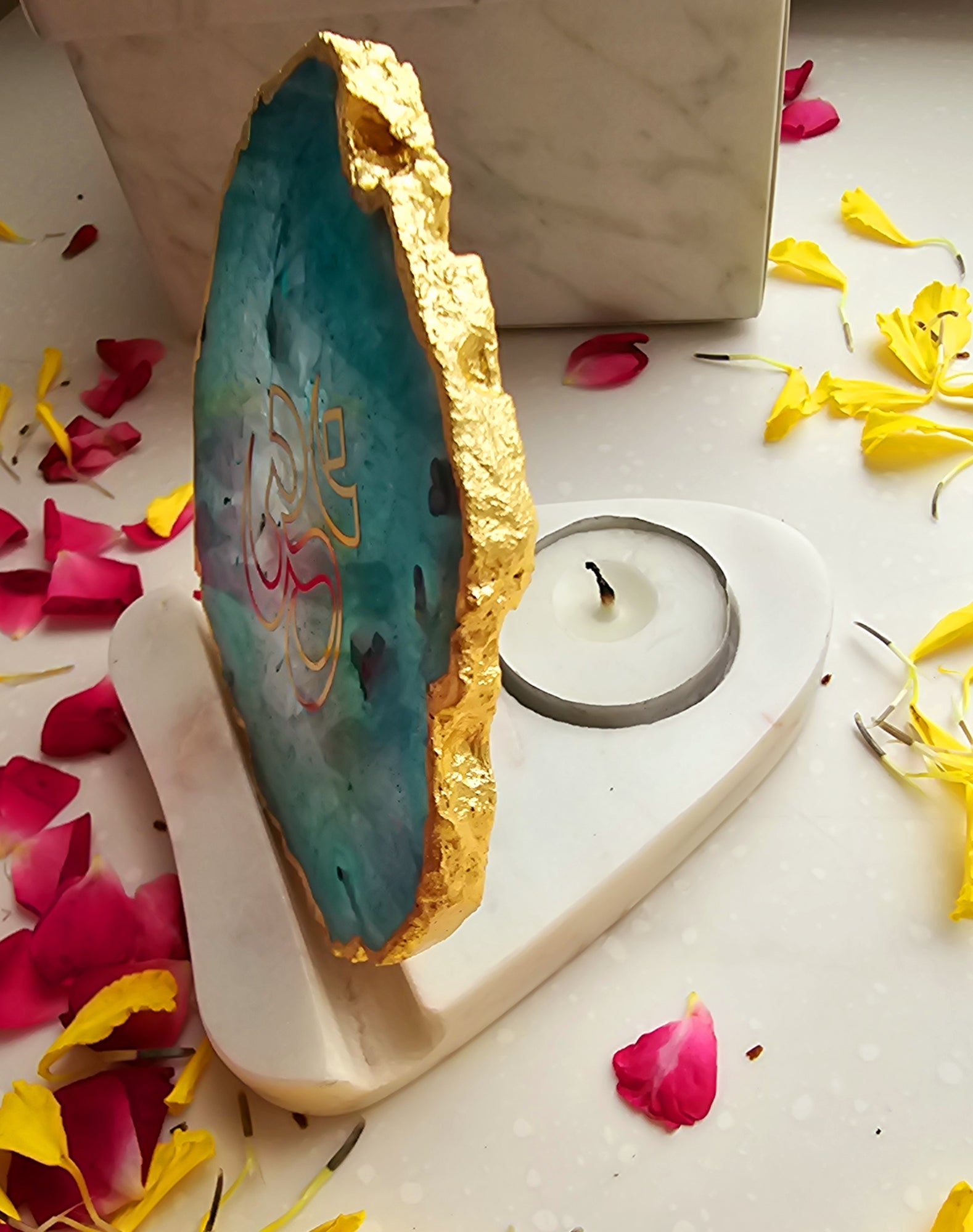 OM Agate with Marble Base Back Side Tealight-Green