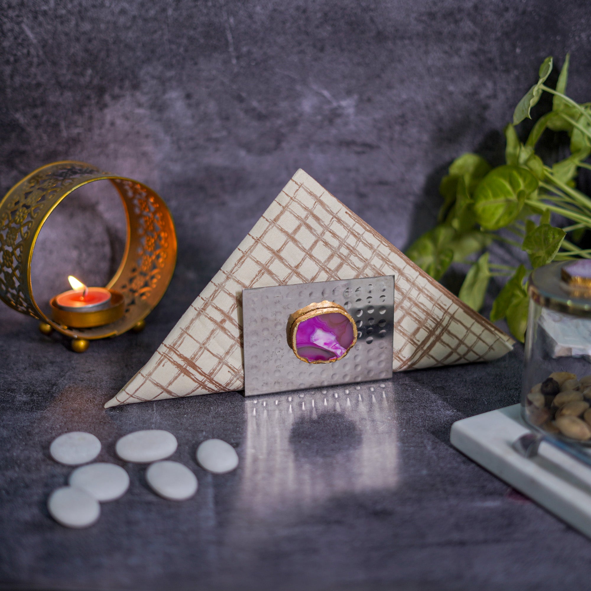 Metal Tissue Holder with Agate