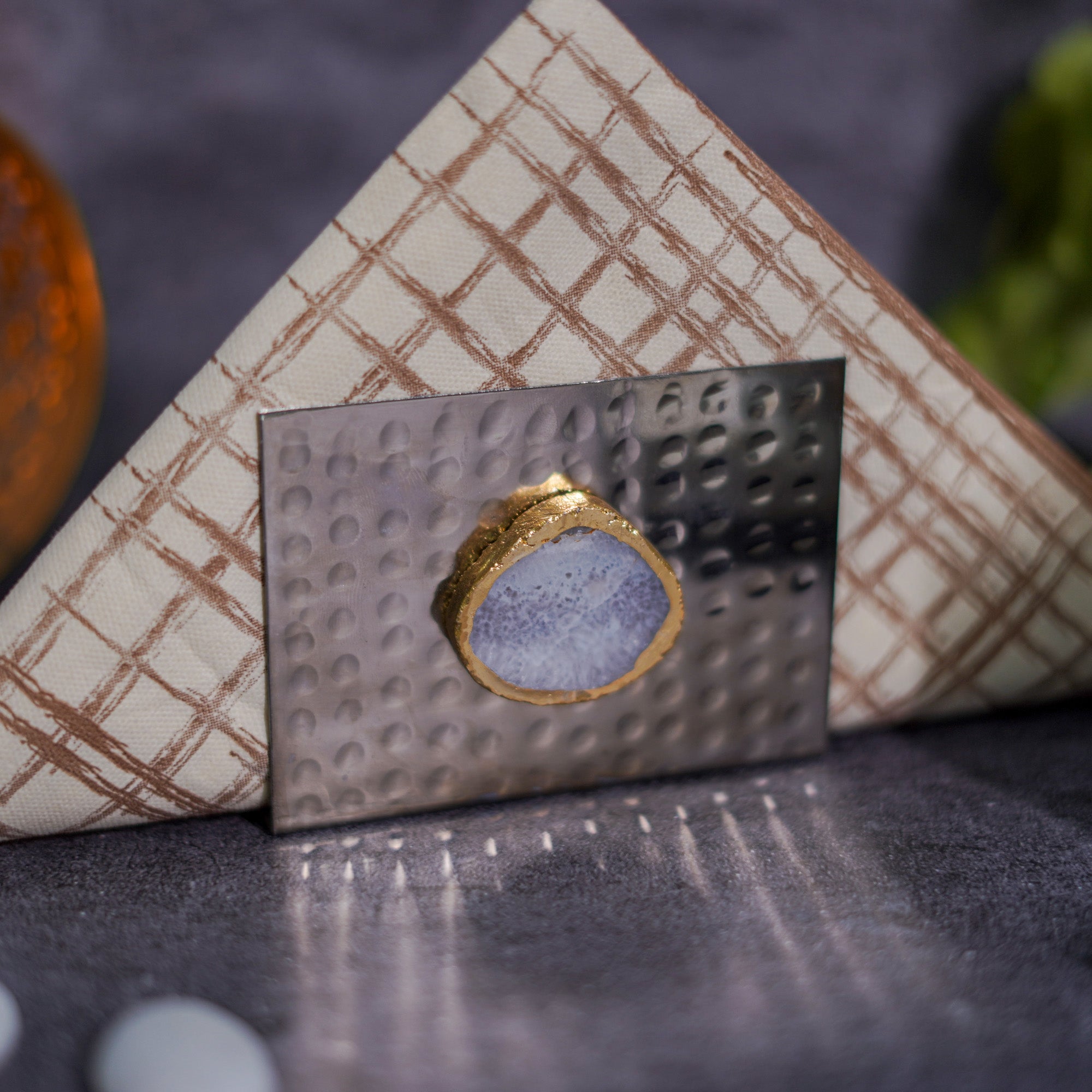Metal Tissue Holder with Agate