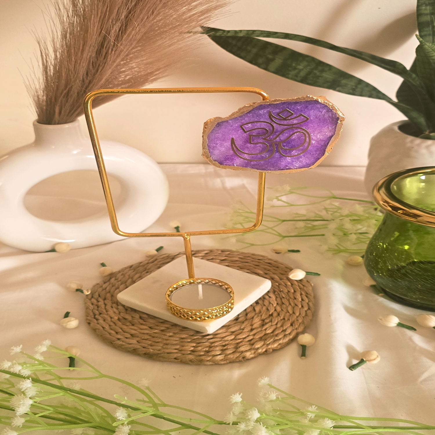 Agate OM Rectangular Shape Metal Showpiece- Purple