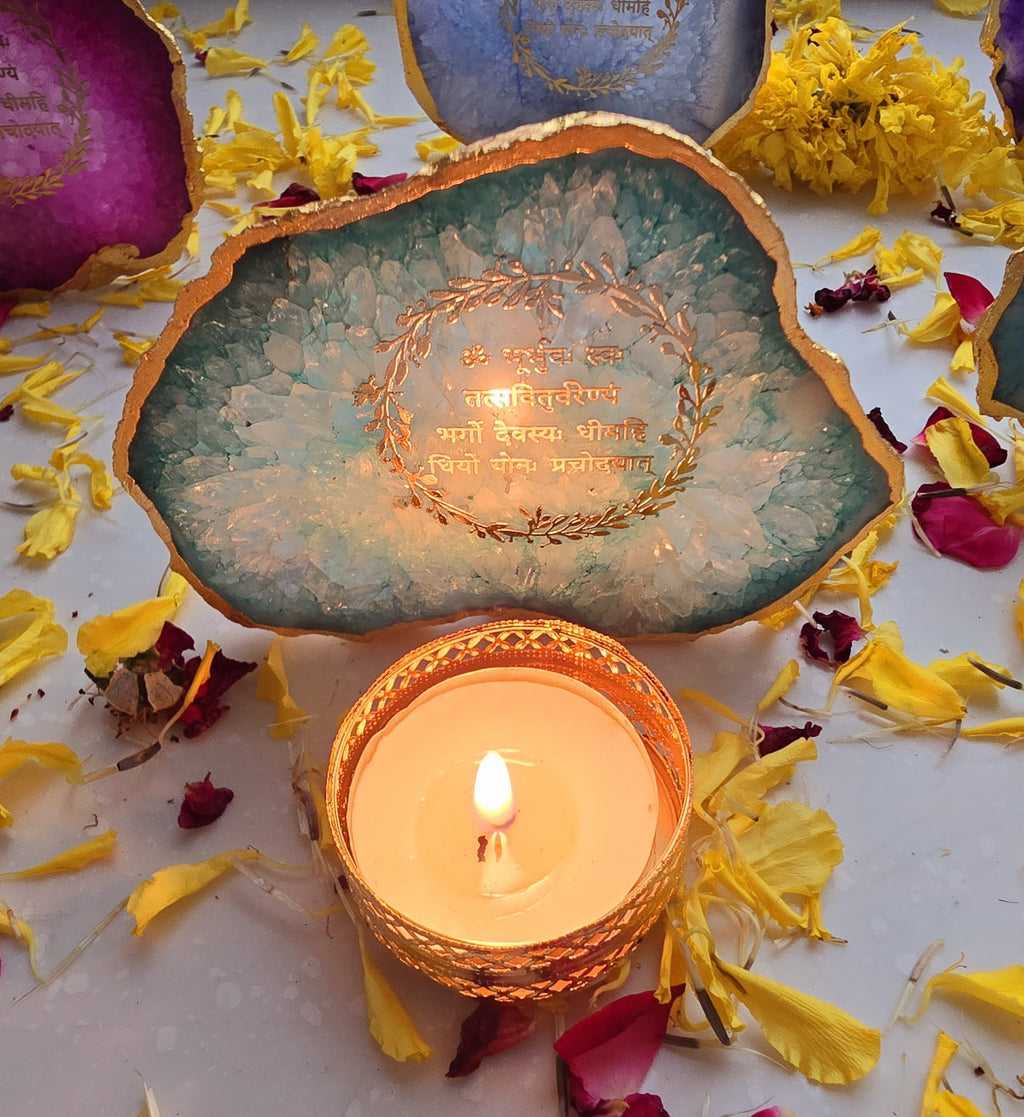 Agate Gayatri Mantra Small Back Side Tealight- Green