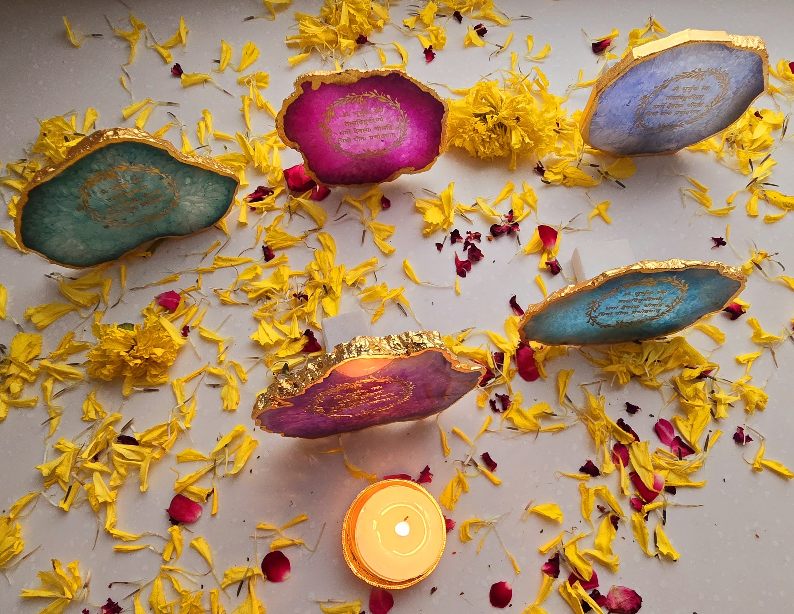 Agate Gayatri Mantra Small Back Side Tealight- Turquoise