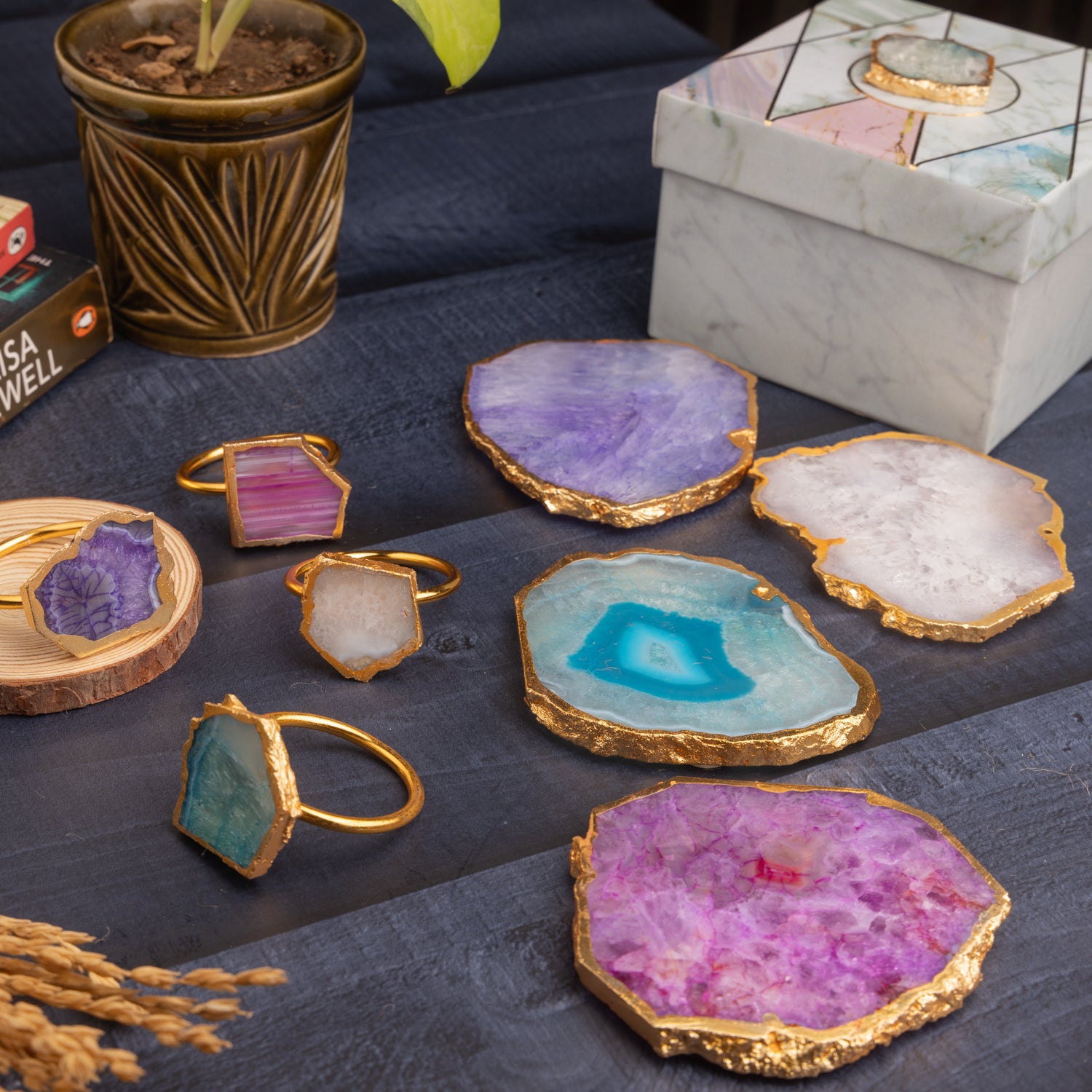 Agate Coasters and Napkin Rings set of 4 Hamper
