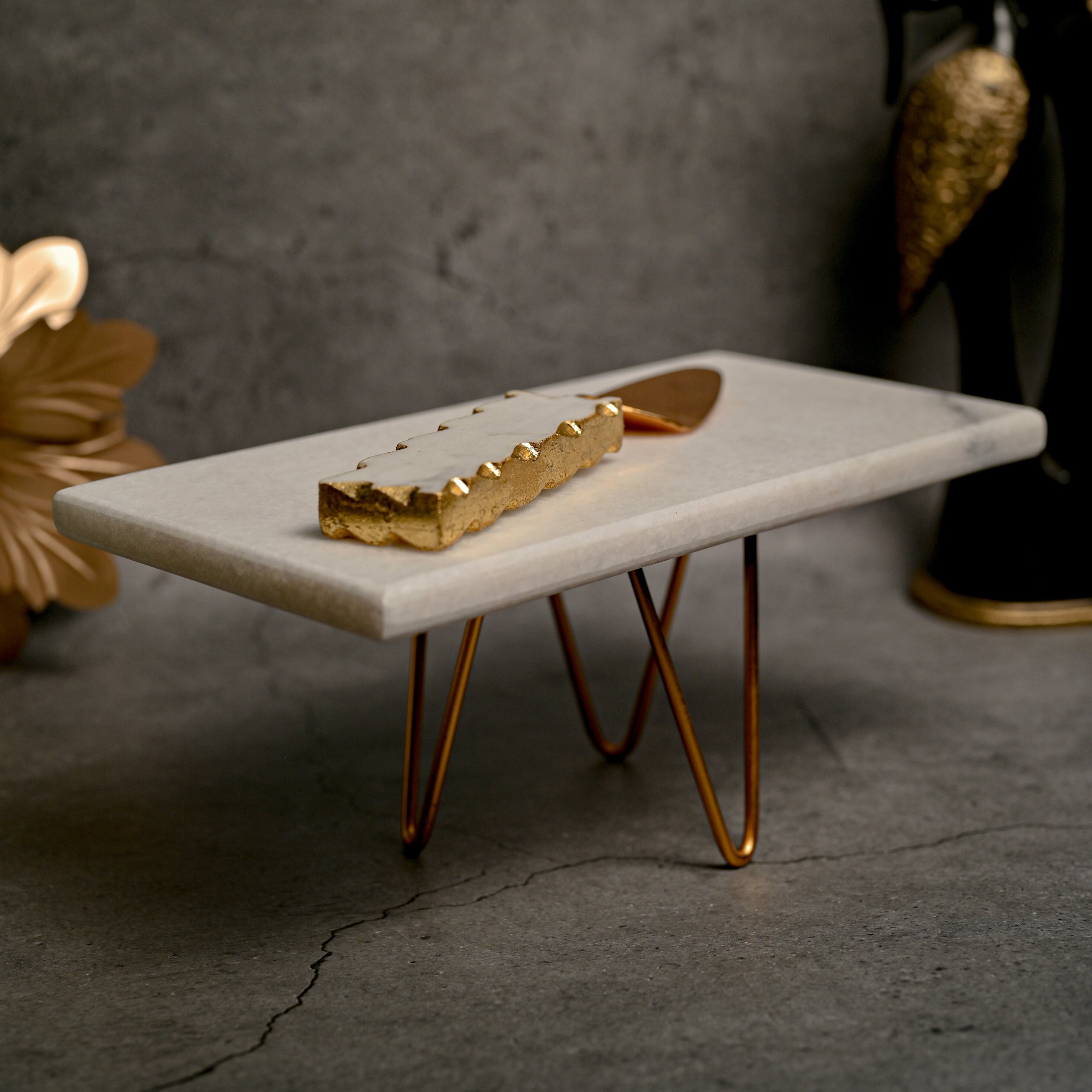 Rectanguler Marble Cake Stand with Metal Stand