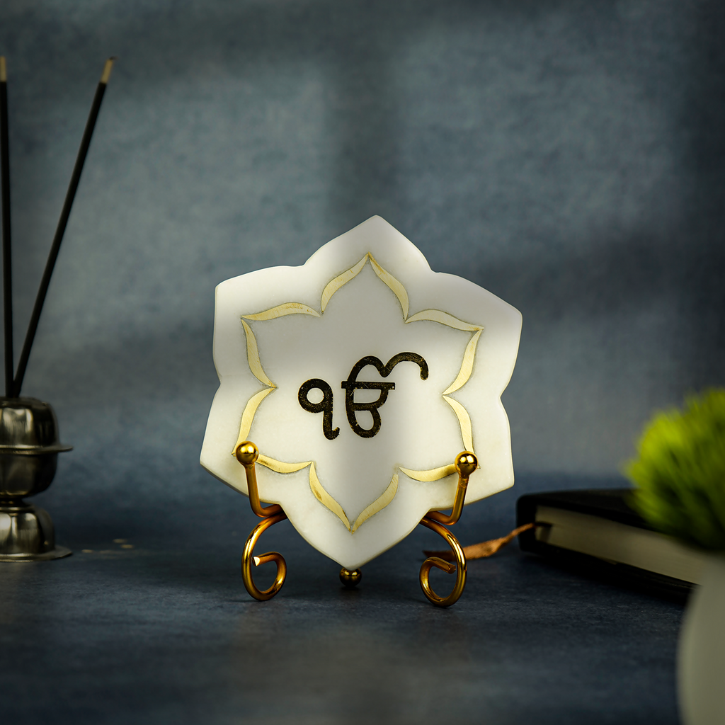 Ik Onkar Floral shape Marble with Brass Inlay Metal Stand Showpiece