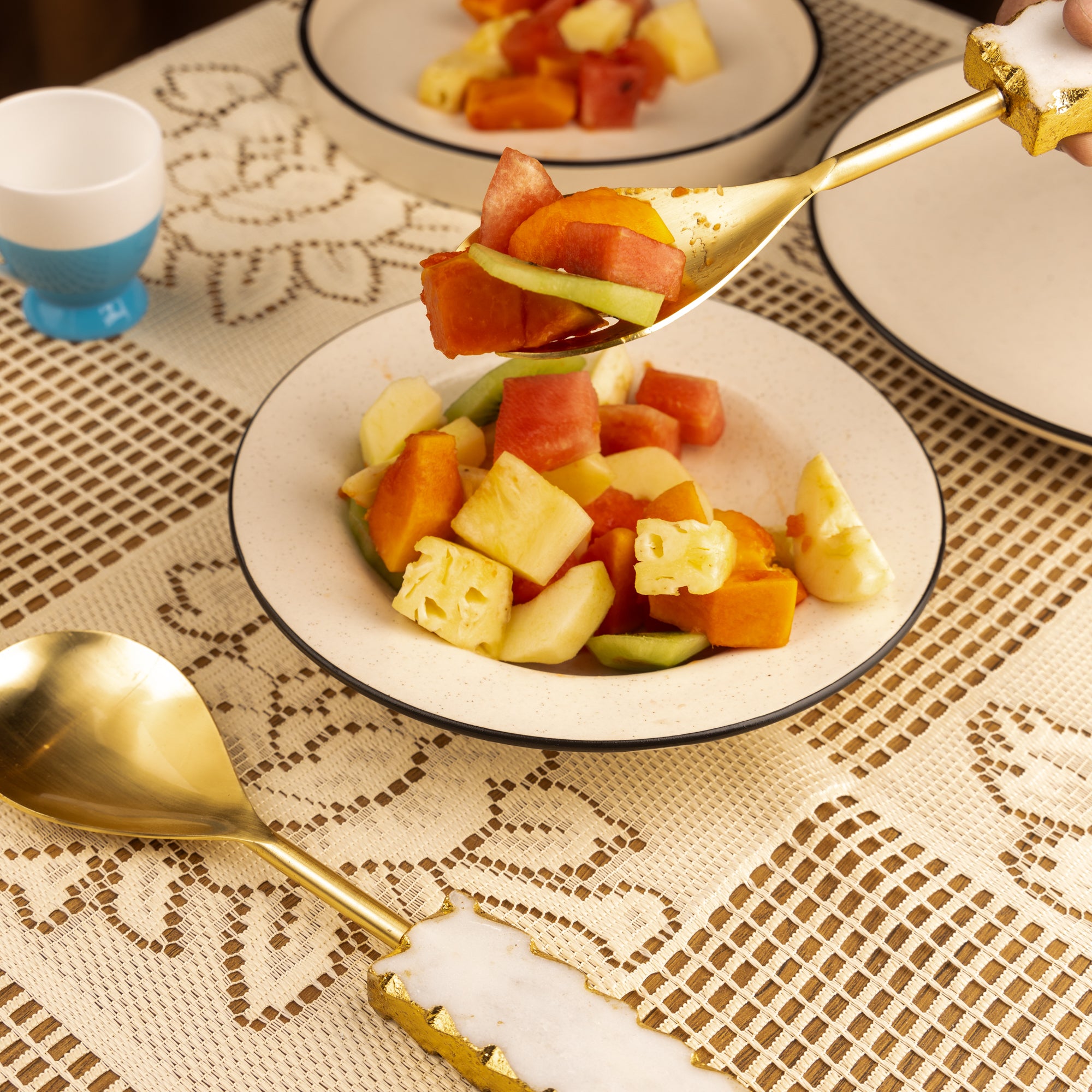 White Marble with Gold leafing Golden Metal Cake Server