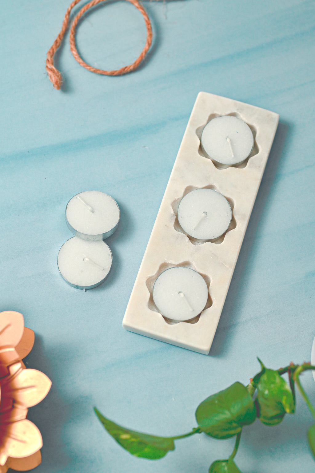 Line Leaf Design Marble tea light Holder Set of 2