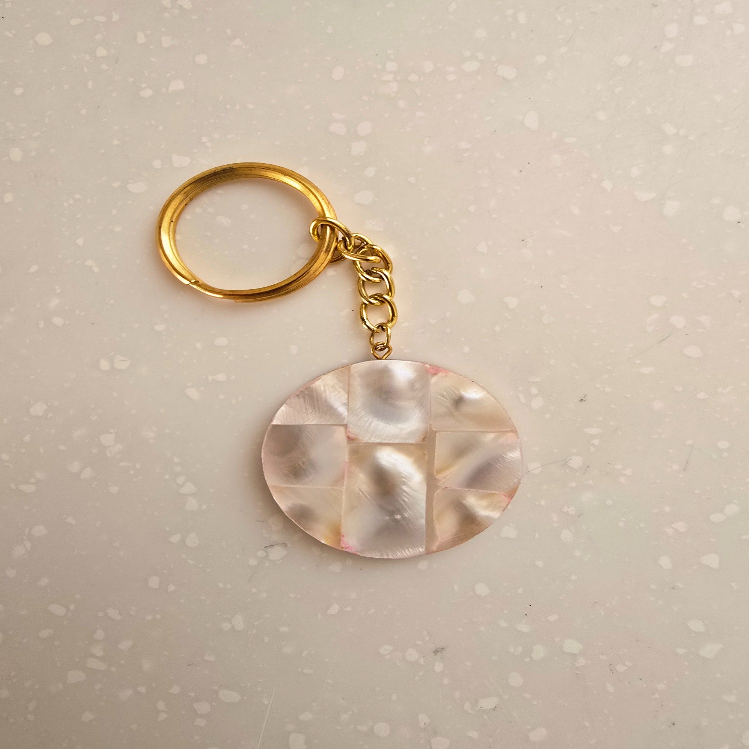Mother Of Pearl Round Big KeyChain