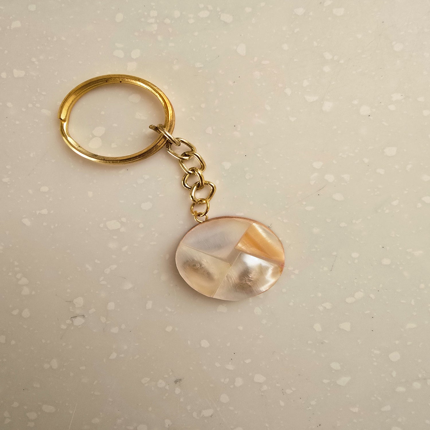 Mother Of Pearl Round Small KeyChain