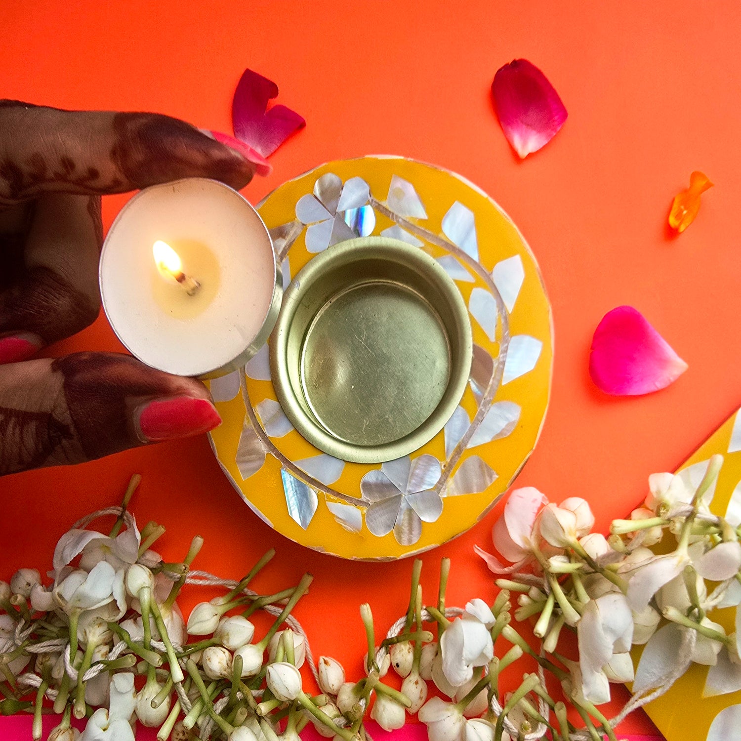 Mother Of Pearl Yellow Round Tea Light Holder