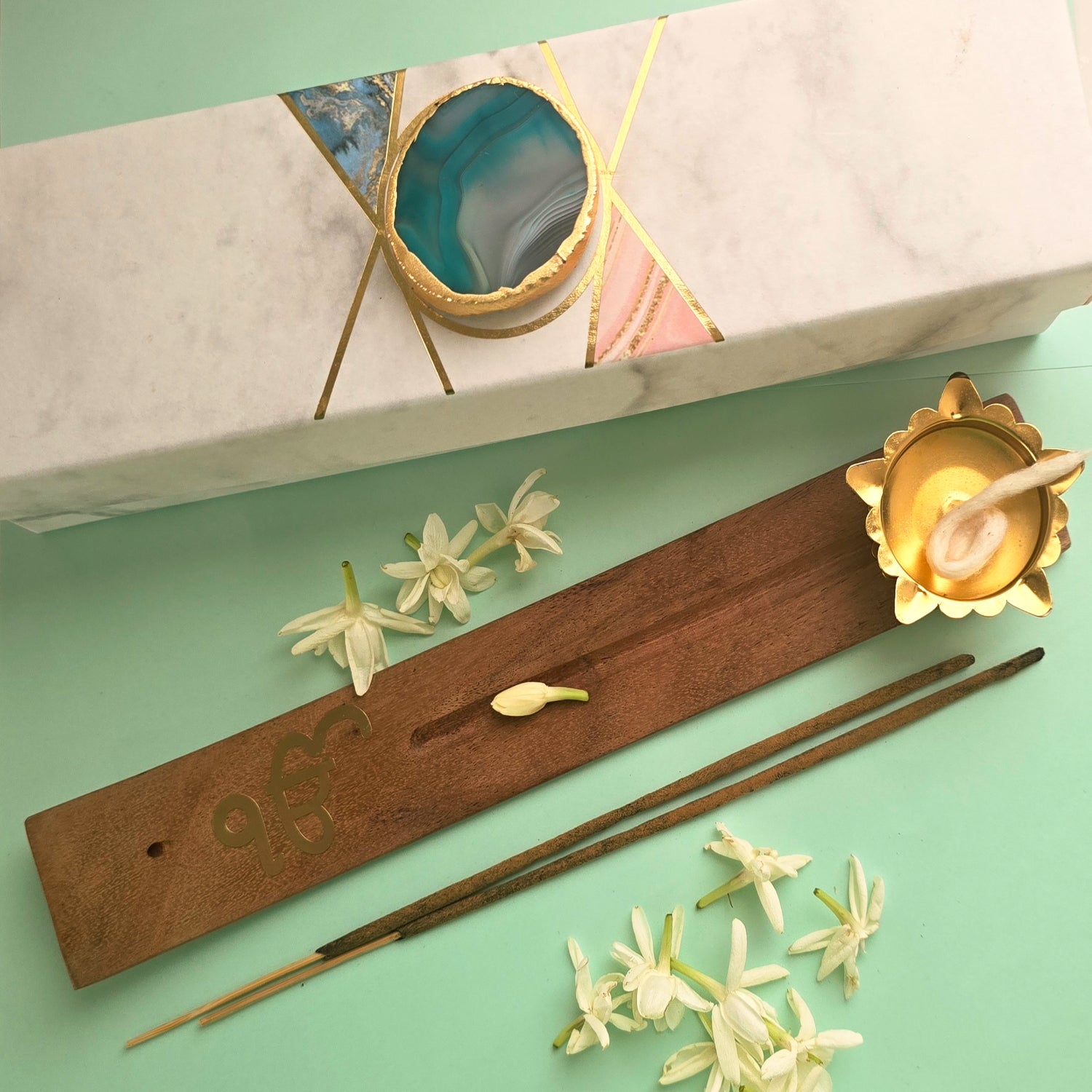 Wooden Ik Onkar Incense Holder And Diya